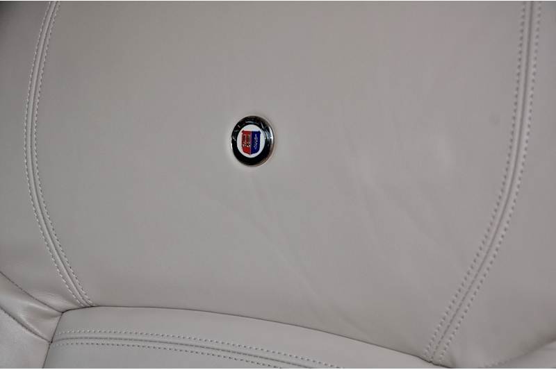 Alpina D5 BiTurbo Extremely Rare + Full BMW Dealer History + Alpina Warranty to June 2021 Image 26