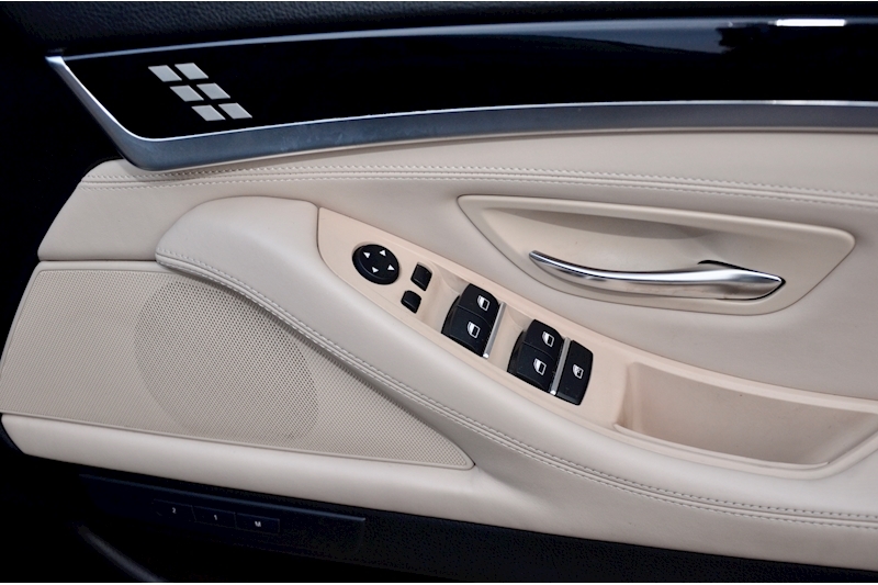 Alpina D5 BiTurbo Extremely Rare + Full BMW Dealer History + Alpina Warranty to June 2021 Image 32