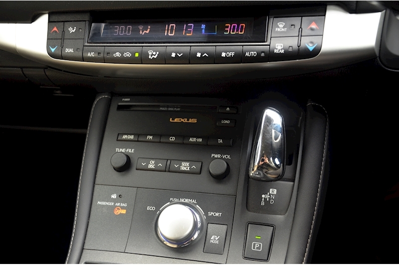 Lexus CT 200h CT 200h SE-I 1.8 5dr Hatchback Automatic Petrol Hybrid Image 33
