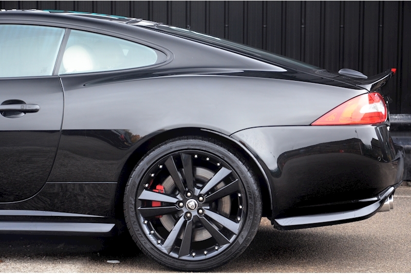 Jaguar XKR XKR 5.0 Supercharged Coupe 2dr Petrol Automatic (292 g/km, 503 bhp) 5.0 2dr Coupe Automatic Petrol Image 17