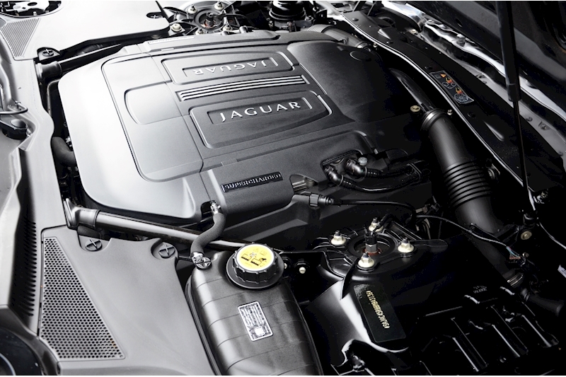 Jaguar XKR XKR 5.0 Supercharged Coupe 2dr Petrol Automatic (292 g/km, 503 bhp) 5.0 2dr Coupe Automatic Petrol Image 42