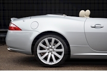 Jaguar XK XK 4.2 V8 Convertible 2dr Petrol Automatic (269 g/km, 300 bhp) 4.2 2dr Convertible Automatic Petrol - Thumb 14