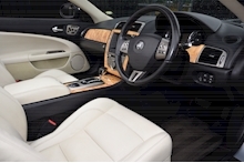 Jaguar XK XK 4.2 V8 Convertible 2dr Petrol Automatic (269 g/km, 300 bhp) 4.2 2dr Convertible Automatic Petrol - Thumb 10