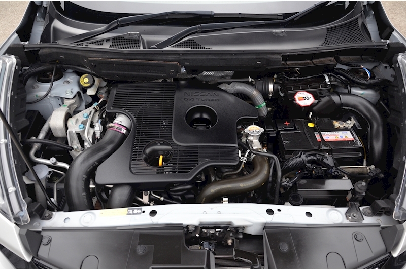 Nissan Juke Juke Nismo RS 1.6 5dr SUV Manual Petrol Image 36
