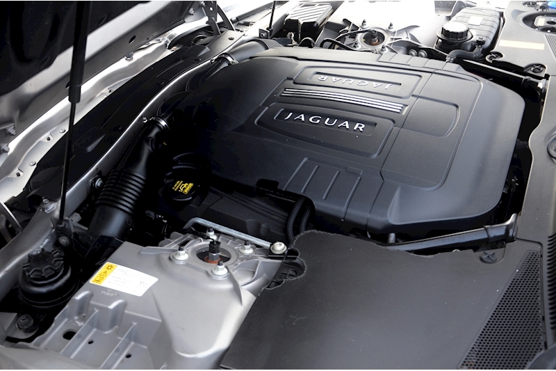 Jaguar XK XK V8 Portfolio 5.0 2dr Convertible Automatic Petrol Image 40