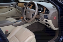 Jaguar S-Type S-Type V8 SE 4.2 4dr Saloon Automatic Petrol - Thumb 5