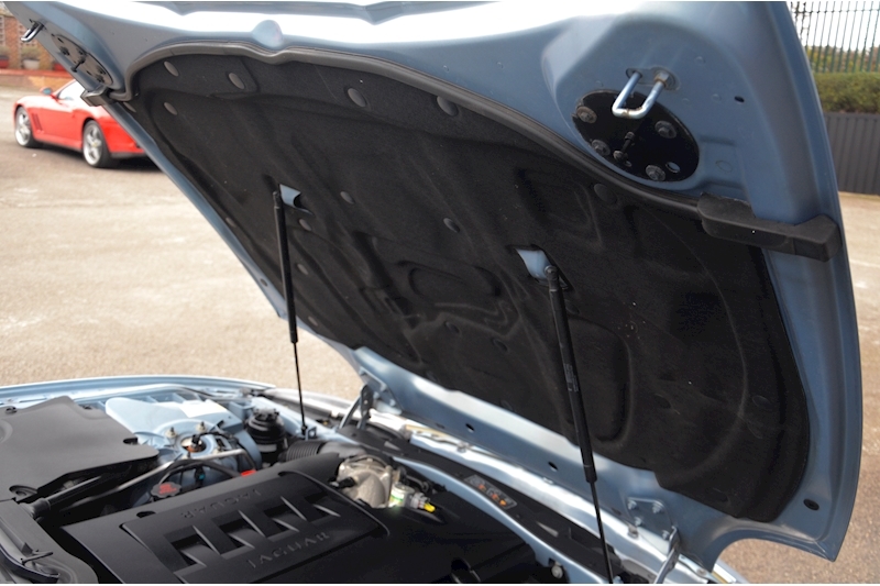 Jaguar XK XK 4.2 V8 Coupe 2dr Petrol Automatic (269 g/km, 300 bhp) 4.2 2dr Coupe Automatic Petrol Image 35
