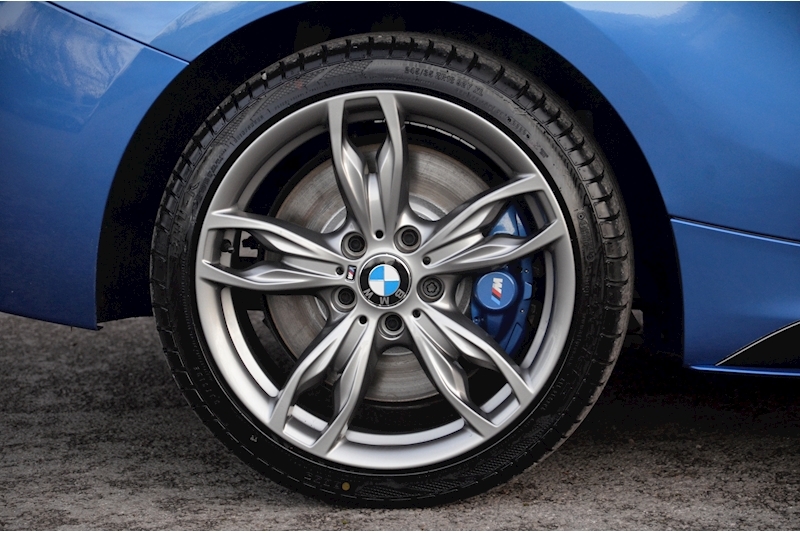 BMW 135i M Performance M Performance Exhaust  + Heated Leather + Harmon Kardon Image 41