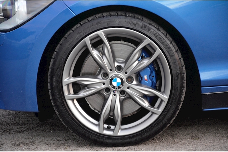 BMW 135i M Performance M Performance Exhaust  + Heated Leather + Harmon Kardon Image 42