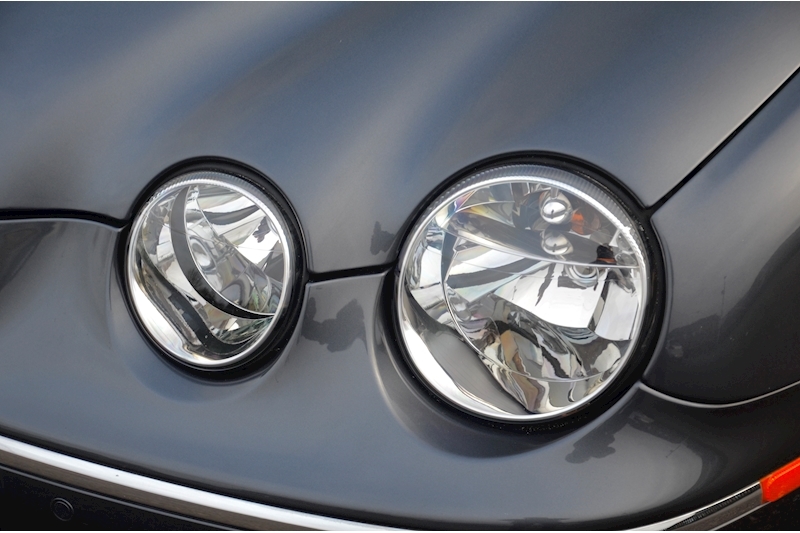 Jaguar S-Type S-Type D V6 SE 2.7 4dr Saloon Automatic Diesel Image 11