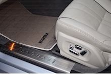 Jaguar XJ XJ Portfolio 3.0 4dr Saloon Automatic Diesel - Thumb 35