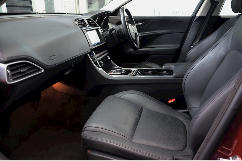 Jaguar XE Portfolio AWD 180ps Diesel AWD Auto + Reverse Cam + TouchPro Nav Image 2