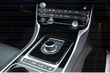 Jaguar XE Portfolio AWD 180ps Diesel AWD Auto + Reverse Cam + TouchPro Nav - Thumb 39