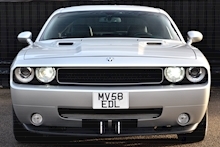 Dodge Challenger 6.1 Hemi SRT-8 Challenger 6.1 Hemi SRT-8 Challenger 6.1 Hemi SRT-8 6.1 2dr Coupe Automatic Petrol - Thumb 3