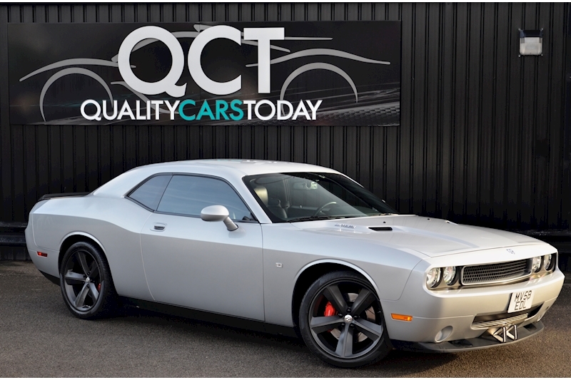 Dodge Challenger 6.1 Hemi SRT-8 Challenger 6.1 Hemi SRT-8 Challenger 6.1 Hemi SRT-8 6.1 2dr Coupe Automatic Petrol Image 12