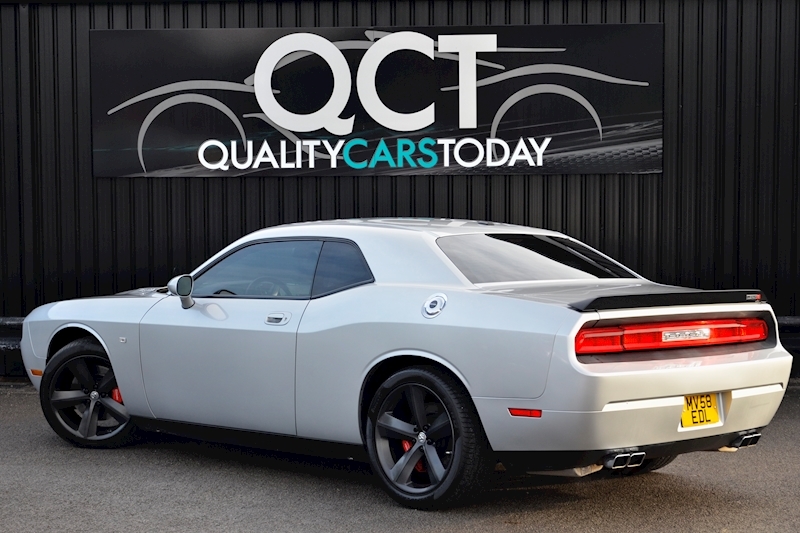 Dodge Challenger 6.1 Hemi SRT-8 Challenger 6.1 Hemi SRT-8 Challenger 6.1 Hemi SRT-8 6.1 2dr Coupe Automatic Petrol Image 16