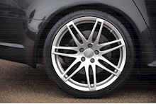 Audi RS4 RS4 4.2 Saloon 4dr Petrol Manual quattro (324 g/km, 415 bhp) 4.2 4dr Saloon Manual Petrol - Thumb 28