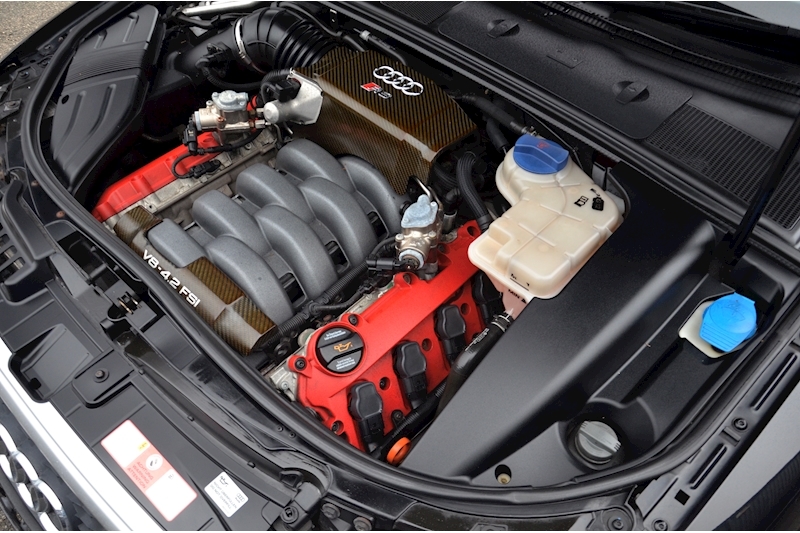 Audi RS4 RS4 4.2 Saloon 4dr Petrol Manual quattro (324 g/km, 415 bhp) 4.2 4dr Saloon Manual Petrol Image 40