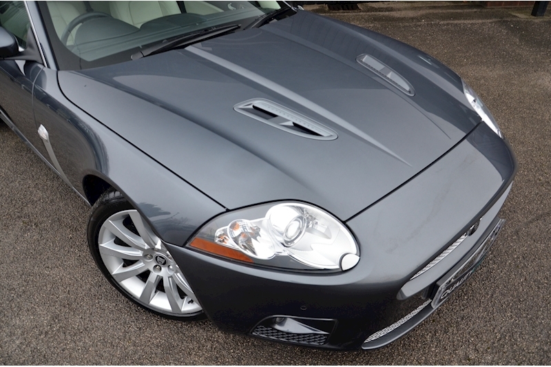 Jaguar XKR Just 26k Miles + 2 Former Keepers + 11 Services + Outstanding Image 13