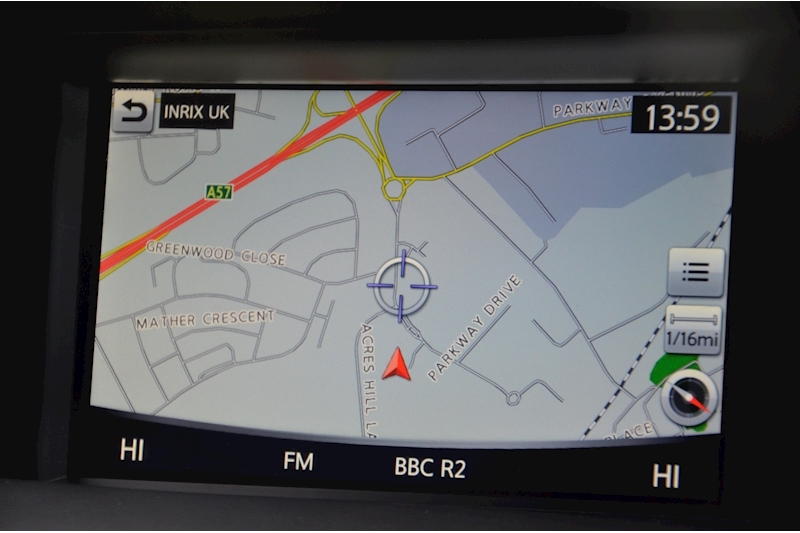 Infiniti Q30 1.5 SE Satellite Navigation + Heated Seats + £20 Per Yaer Road Tax Image 9