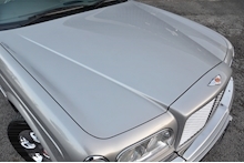 Bentley Arnage Red Label Arnage Red Label Arnage Red Label 6.8 4dr Saloon Automatic Petrol - Thumb 14