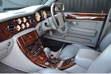 Bentley Arnage Red Label Arnage Red Label Arnage Red Label 6.8 4dr Saloon Automatic Petrol - Thumb 10