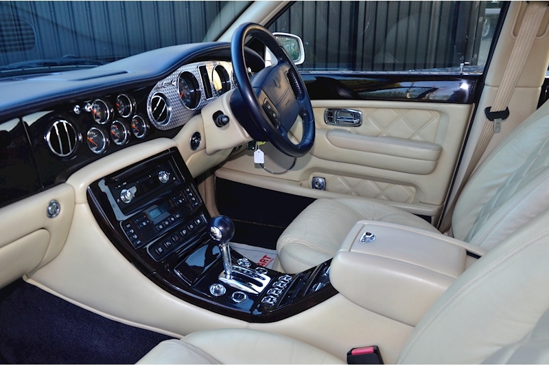 Bentley Arnage T High Specification + Full Service History (16 services) Image 15