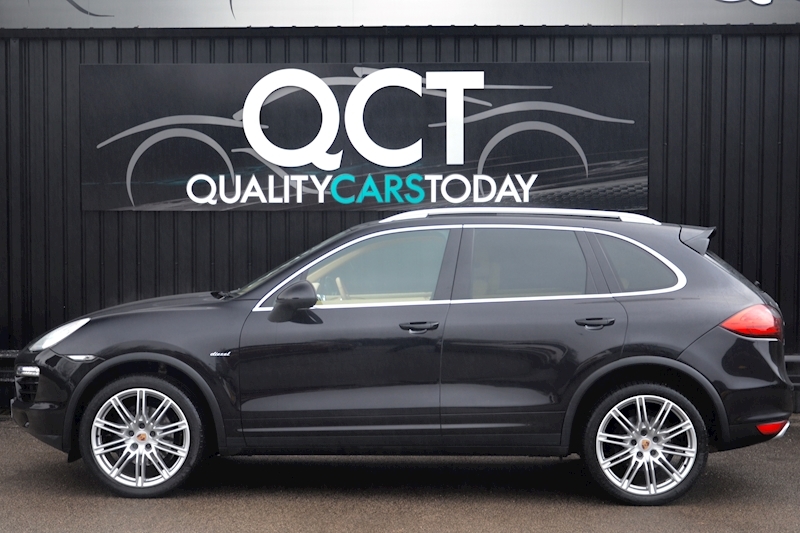 Porsche Cayenne Cayenne TD 3.0 5dr SUV Automatic Diesel Image 1