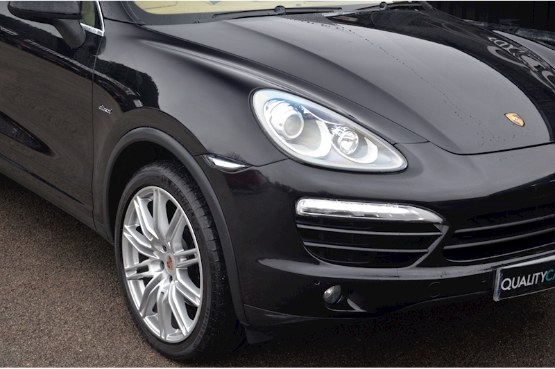 Porsche Cayenne Cayenne TD 3.0 5dr SUV Automatic Diesel Image 34