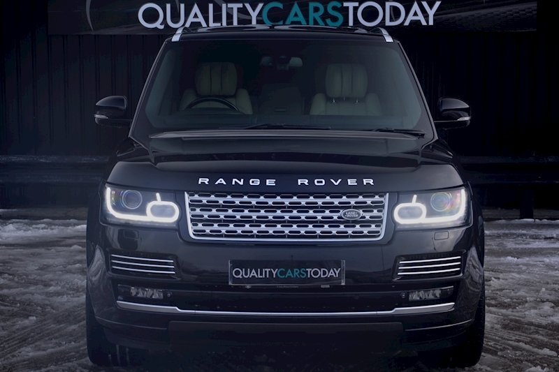 Land Rover Range Rover Range Rover SD V8 Autobiography 4.4 5dr SUV Automatic Diesel Image 3