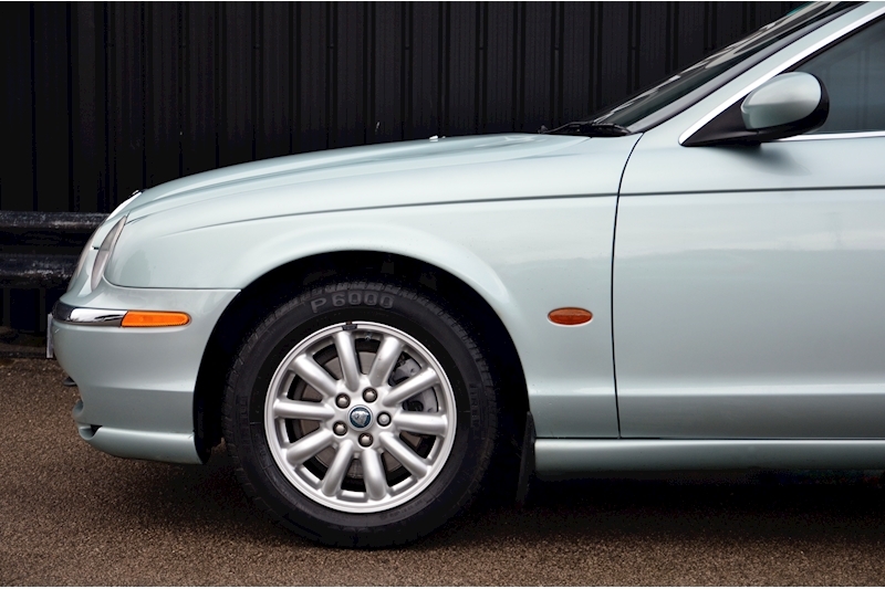 Jaguar S-Type 2.5 V6 SE S type 2.5 V6 SE Image 15