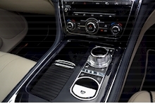 Jaguar XJ XJ TD Portfolio 3.0 4dr Saloon Automatic Diesel - Thumb 33