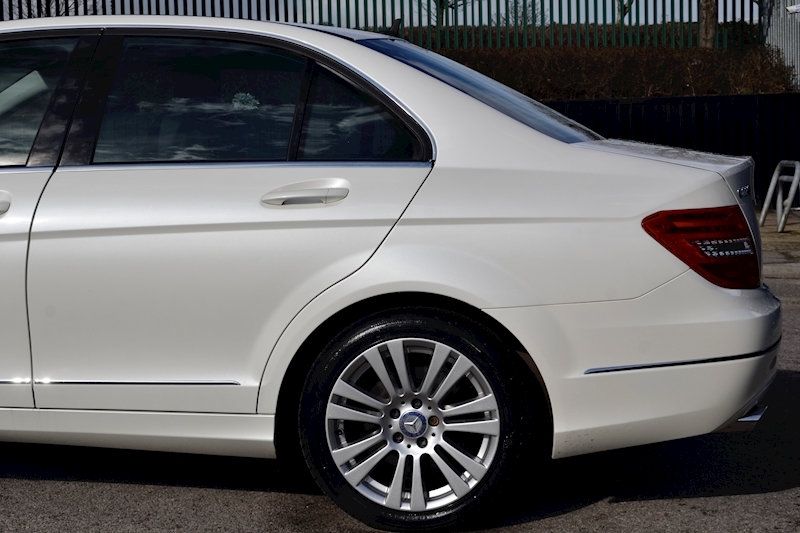 Mercedes-Benz C Class C Class C220 CDI BlueEFFICIENCY SE 2.1 4dr Saloon Automatic Diesel Image 8