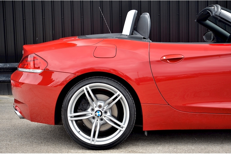 BMW Z4 Z4 35is 3.0 2dr Convertible Automatic Petrol Image 13