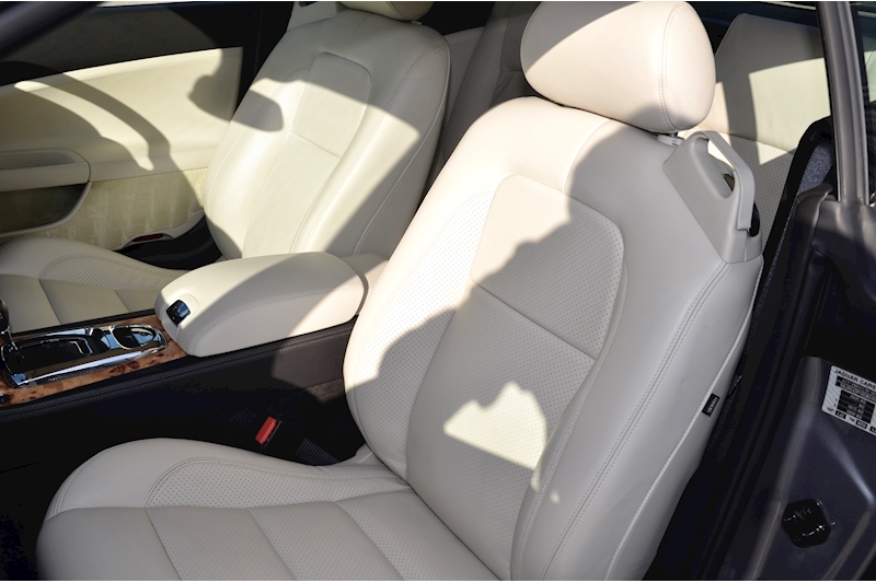 Jaguar XK XK V8 4.2 2dr Coupe Automatic Petrol Image 19