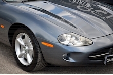 Jaguar XK8 Convertible XK8 Convertible 4.0 V8 - Thumb 21