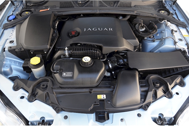 Jaguar XF S Portfolio Full Service History + Hugely Desirable Spec + Exceptional Image 54