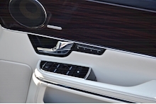 Jaguar XJ XJ TD Portfolio 3.0 4dr Saloon Automatic Diesel - Thumb 17