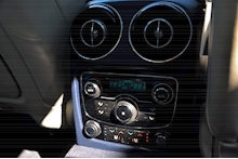 Jaguar XJ XJ TD Portfolio 3.0 4dr Saloon Automatic Diesel - Thumb 36