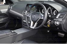 Mercedes-Benz E350d AMG Line Full MB Dealer History + AirScarf + Diamond White - Thumb 19