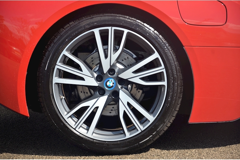 BMW i8 Protonic Red Edition BMW Laserlights + Display Key + Premium Audio + £120k List Price Image 22