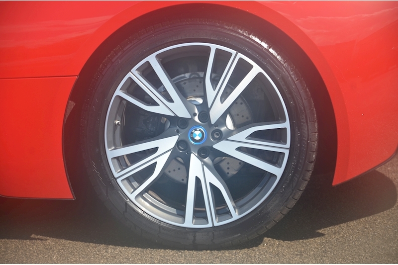 BMW i8 Protonic Red Edition BMW Laserlights + Display Key + Premium Audio + £120k List Price Image 38