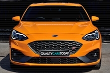 Ford Focus ST Orange Fury + Performance Pack + Wireless Charging - Thumb 3
