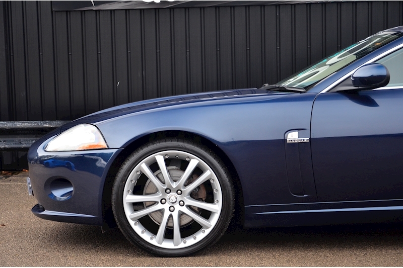 Jaguar XK XK V8 4.2 2dr Coupe Automatic Petrol Image 38