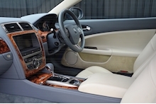 Jaguar XK XK V8 4.2 2dr Coupe Automatic Petrol - Thumb 7