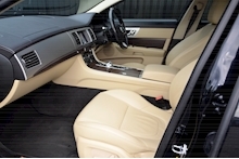 Jaguar XF XF d Luxury 2.2 4dr Saloon Automatic Diesel - Thumb 2