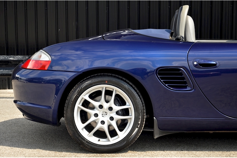 Porsche Boxster 1 Former Keeper + 14 Services  + Outstanding Image 14