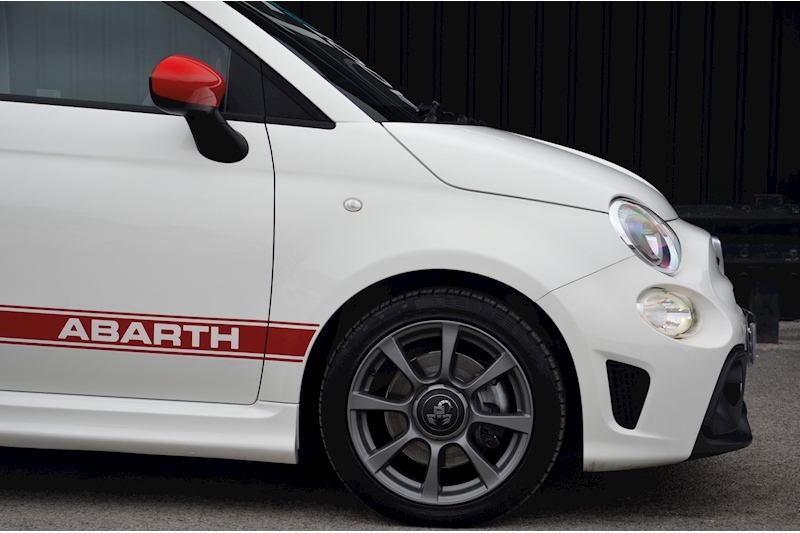 Abarth 595 Semi Automatic Just 3,293 miles from New + Just Serviced by Abarth Image 12