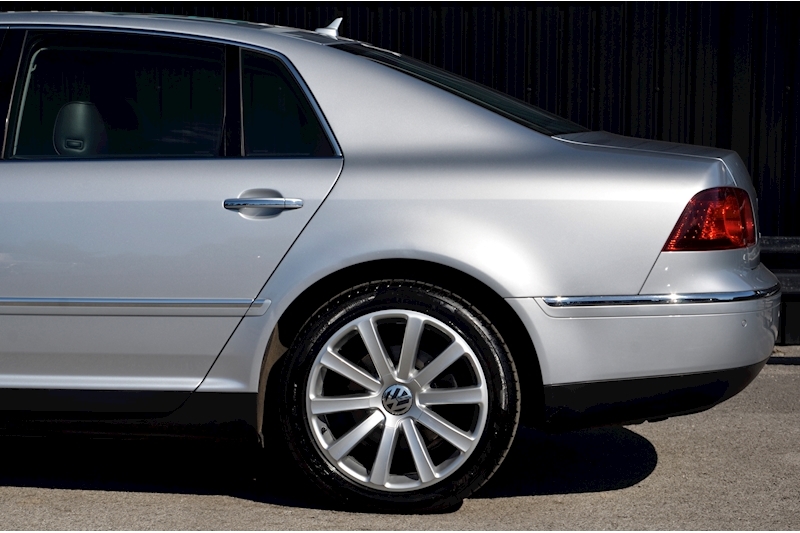 Volkswagen Phaeton 3.0 V6 TDI 4Motion Phaeton 3.0 V6 TDI Image 23