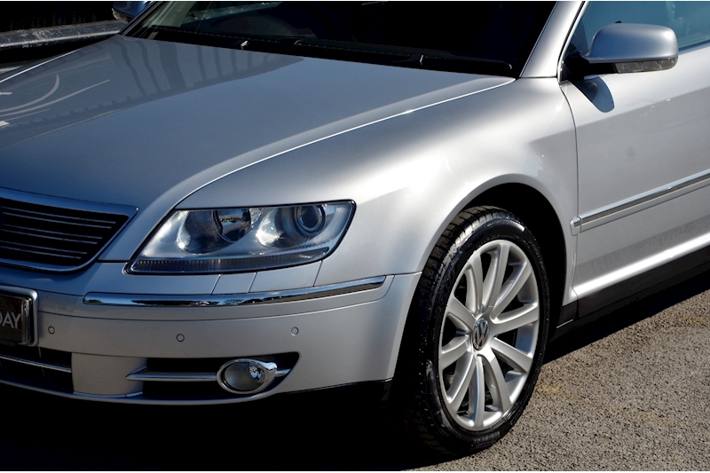 Volkswagen Phaeton 3.0 V6 TDI 4Motion Phaeton 3.0 V6 TDI Image 21